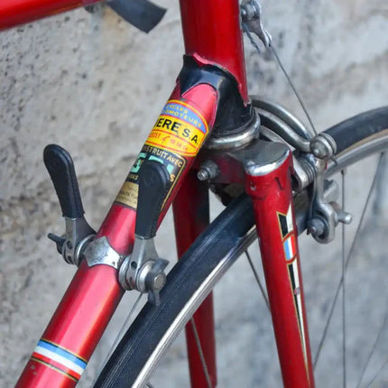 Vélo de course Vintage Peugeot rouge— Taille M/L
